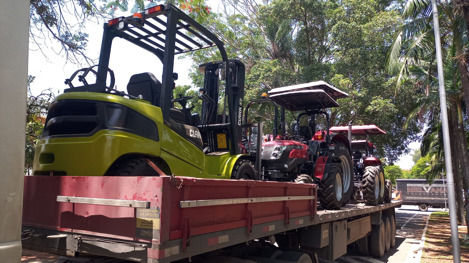 WhatsApp Image 2024-12-10 at 17.31.56 (1).jpeg