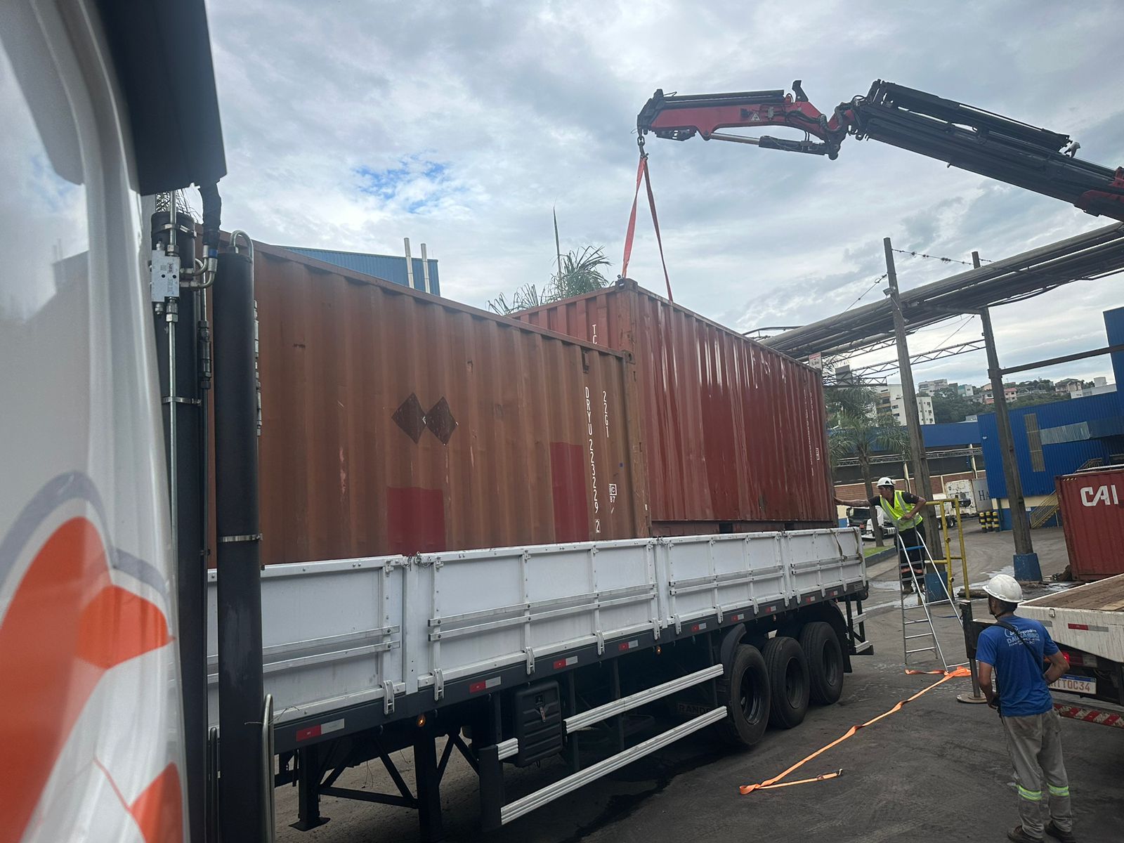 WhatsApp Image 2024-12-10 at 17.30.44 (2).jpeg