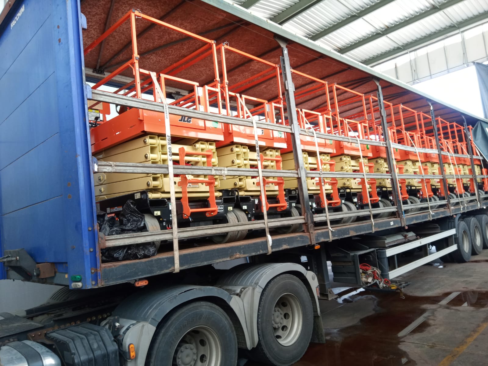 WhatsApp Image 2024-12-10 at 17.30.45 (2).jpeg