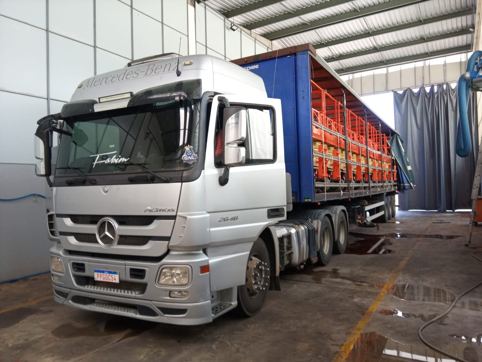 WhatsApp Image 2024-12-10 at 17.30.45 (3).jpeg